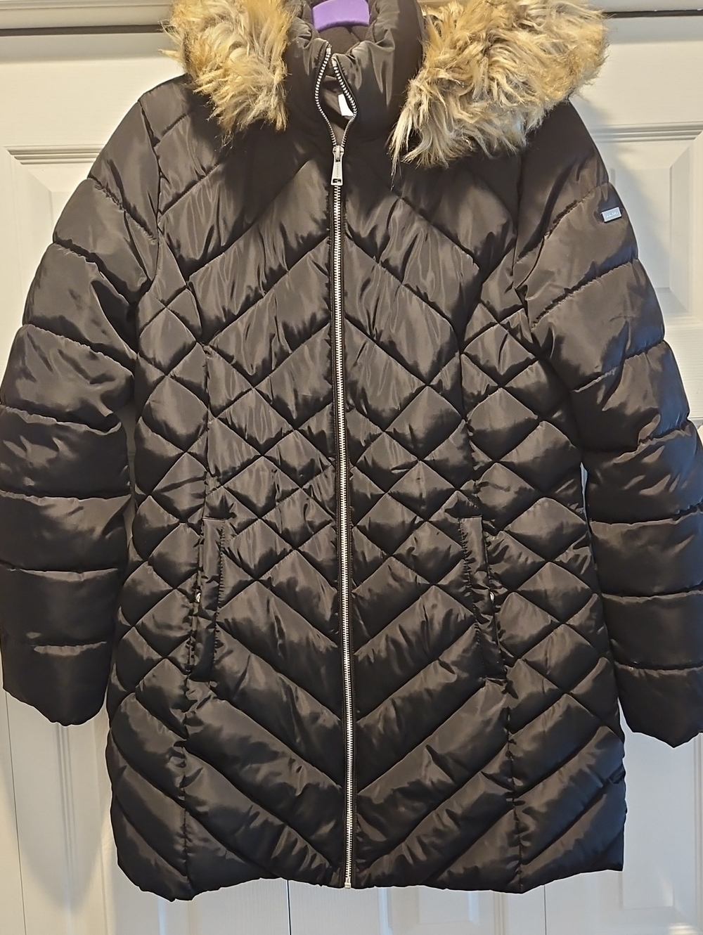 Laundry By Shelli Segal Black Quilted Puffer Coat with Faux-Fur Trim